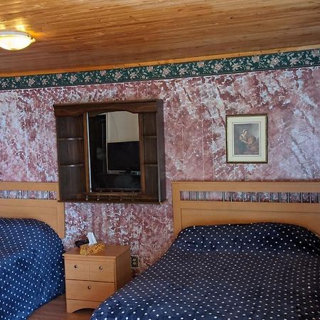 Balgonie Motel Motor Inn Pilot Butte Kültér fotó