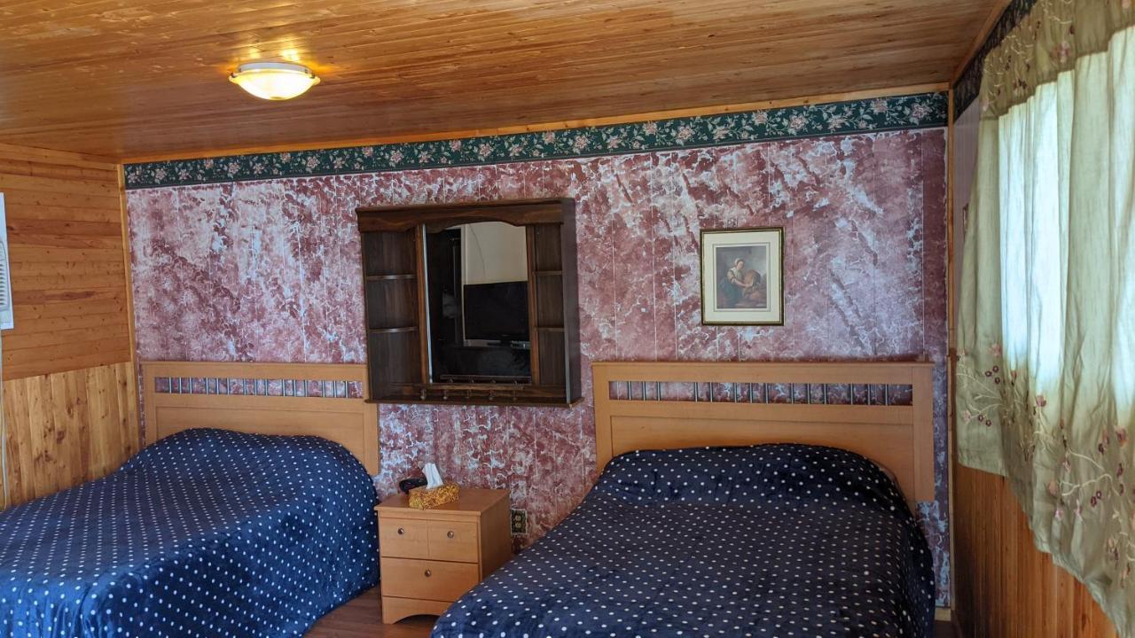 Balgonie Motel Motor Inn Pilot Butte Kültér fotó